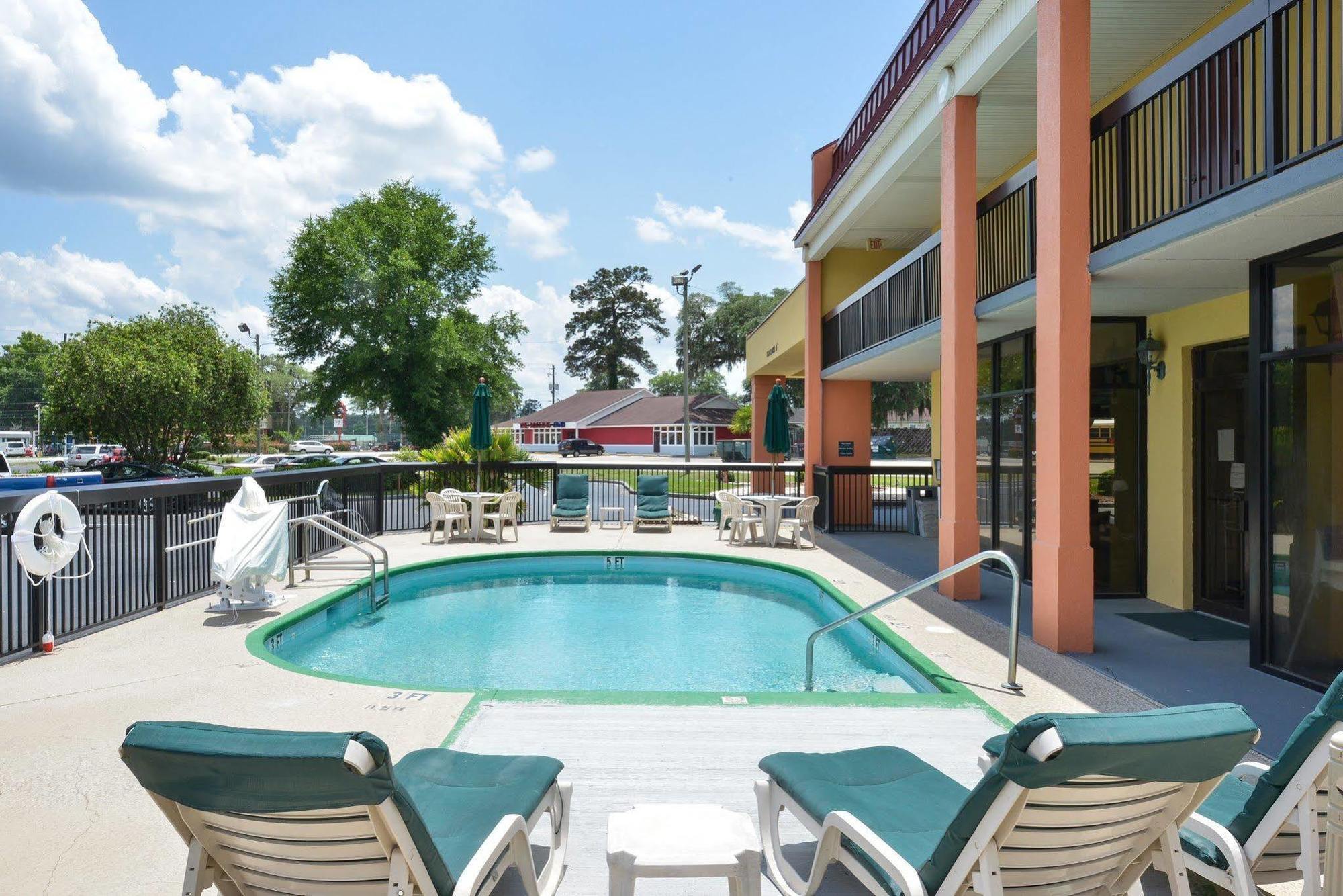 Suburban Studios Hinesville - Fort Stewart Area Eksteriør billede